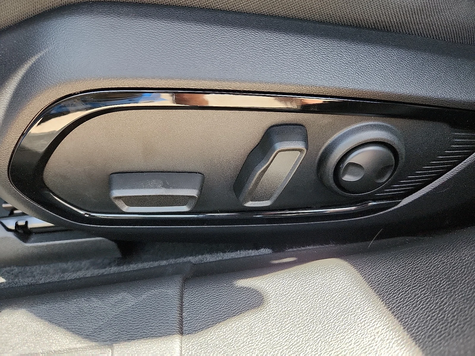 New 2026 Bludicrous  Paint Dodge SCAT PACK 4-DOOR AWD image 12