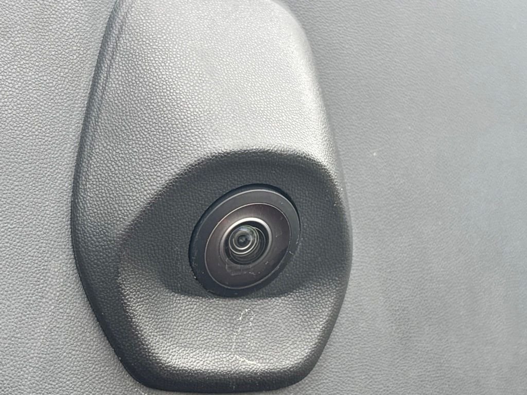 Used 2025 White Ford XLT image 17