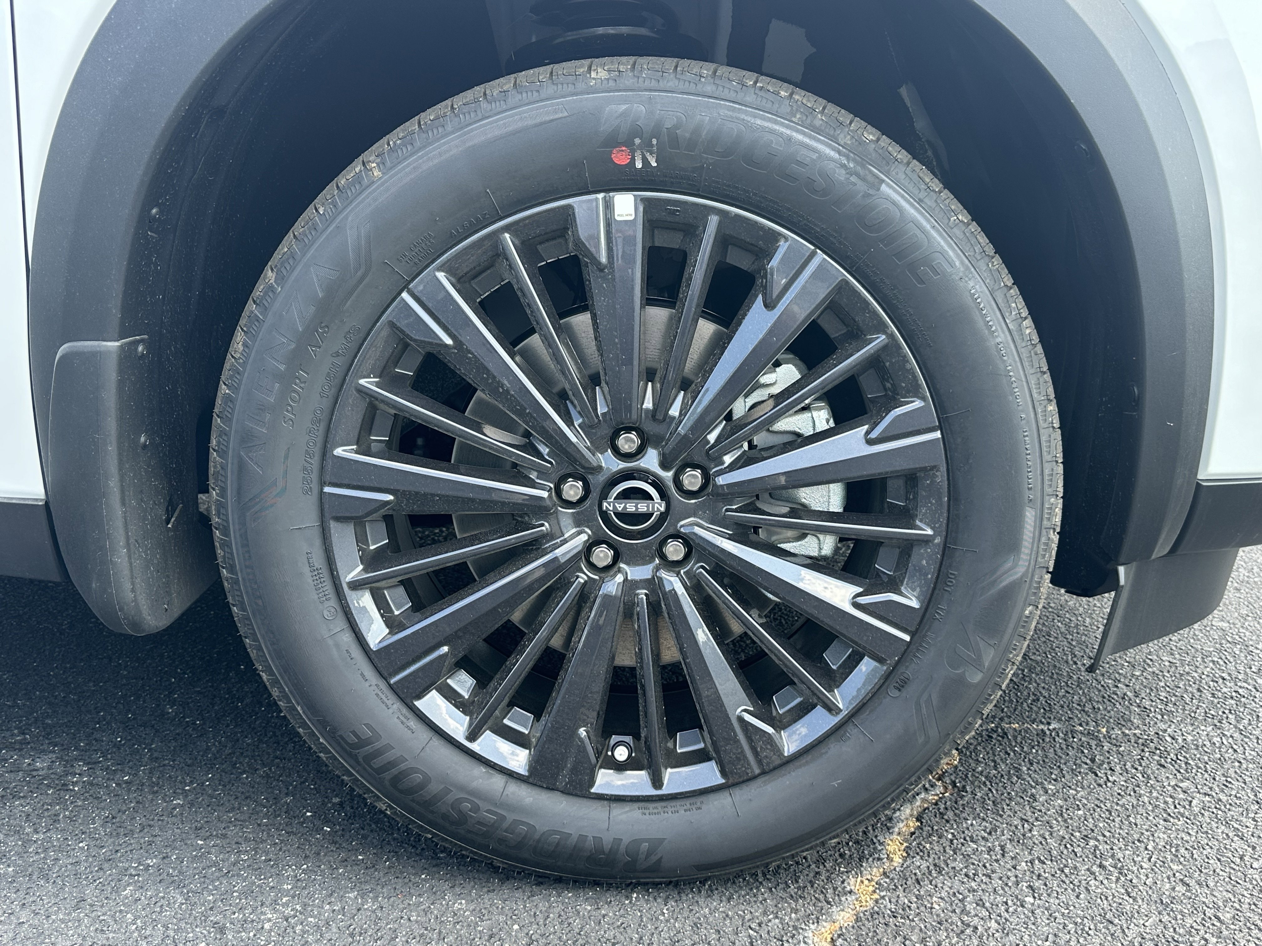 New 2026 Everest White Pearl Tricoat Nissan SL image 13