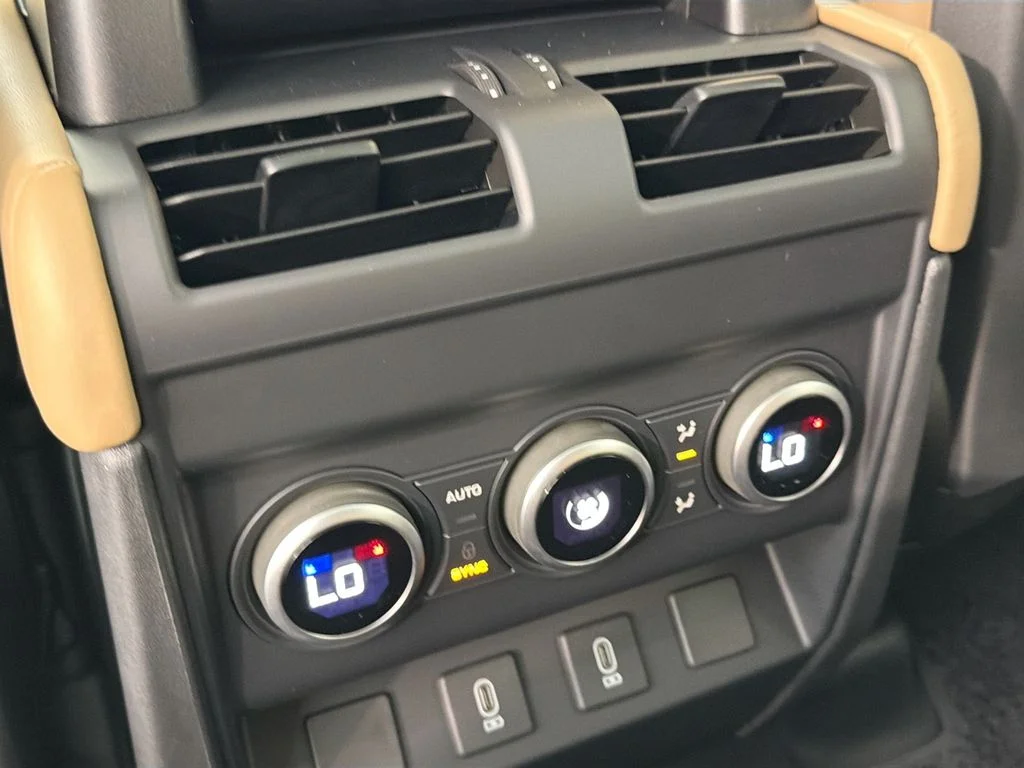New 2026 Borasco Grey Land Rover X-Dynamic SE image 27