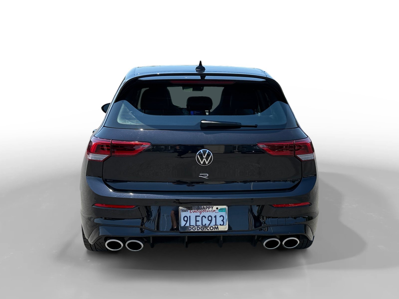 Used 2024 Deep Black Volkswagen 2.0T image 4