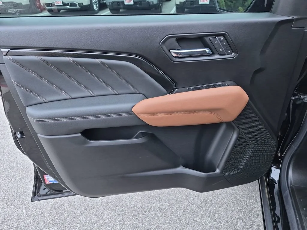 New 2026 Onyx Black GMC AT4 image 19