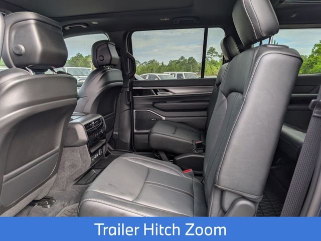 New 2026 Fathom Blue Pearl-Coat Exterior Paint (Late Availability) Jeep Upland image 33