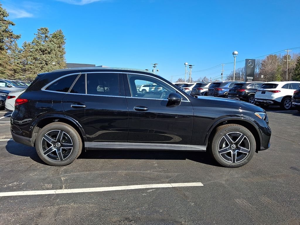 New 2026 Obsidian Black Metallic Mercedes-Benz GLC 300 image 7