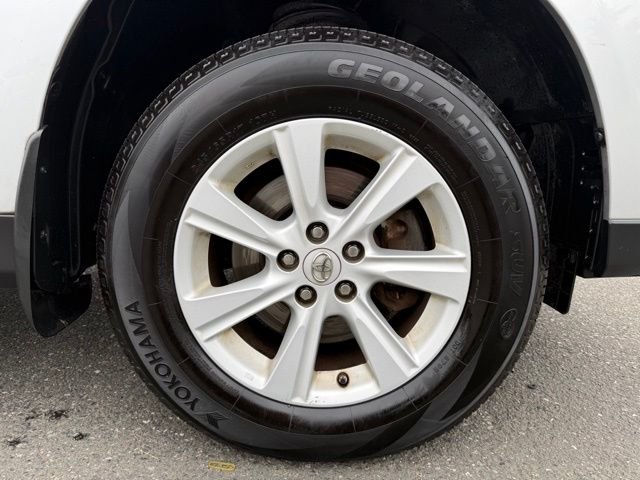Used 2013 Silver Toyota SE image 8