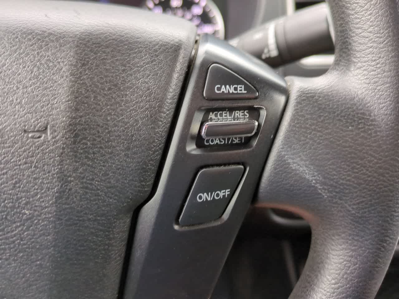 Used 2022 Glacier White Nissan SV image 24