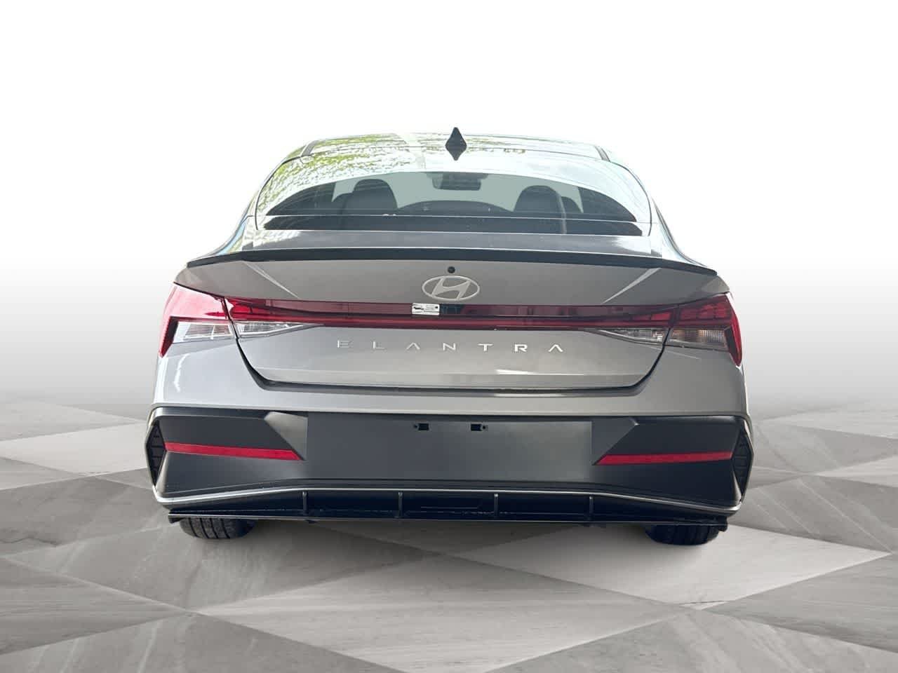 New 2026 Fluid Metal Hyundai SEL Sport Premium image 7