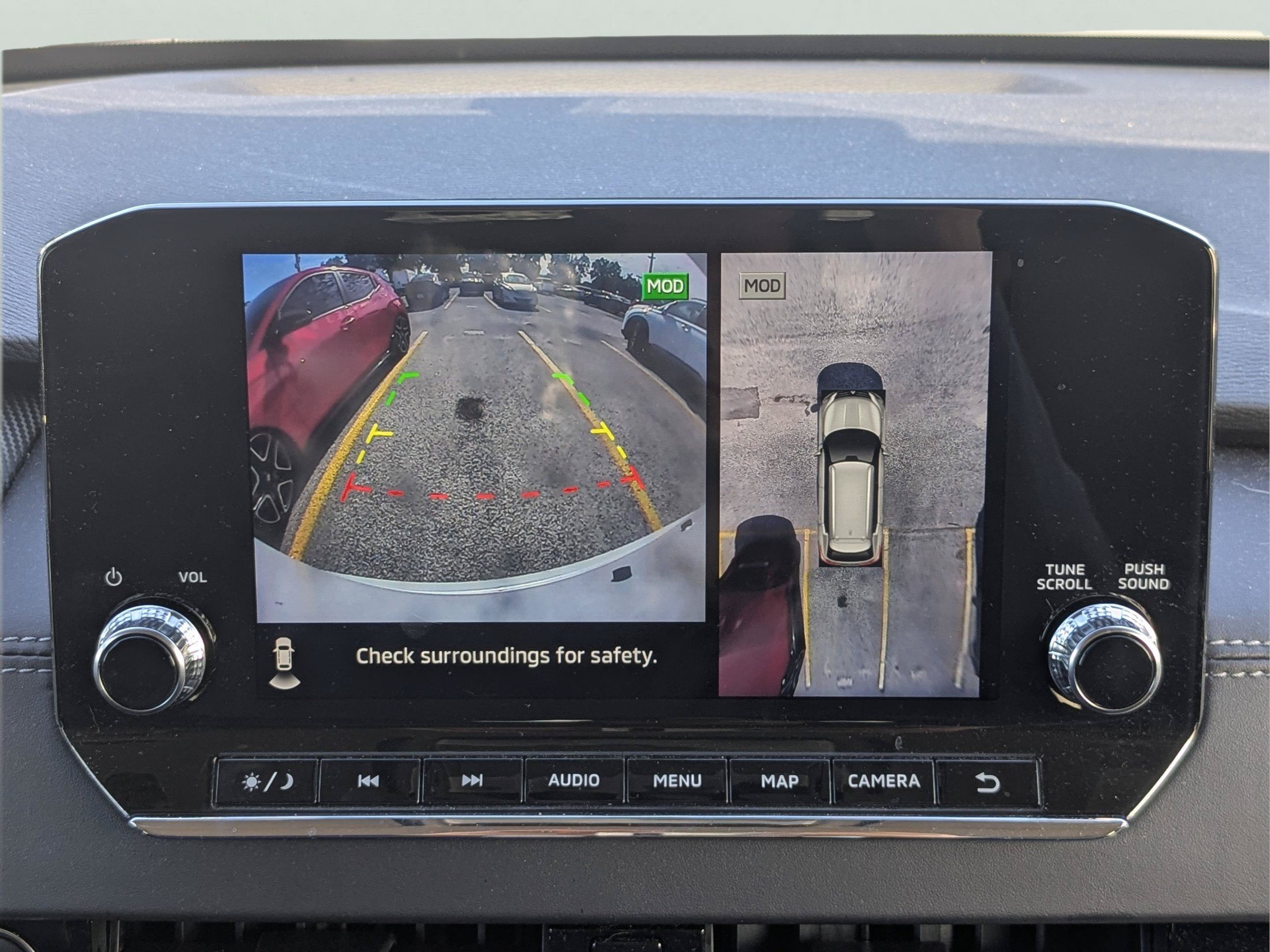 2025 Mitsubishi Outlander Plug-in Hybrid SE - Photo 22