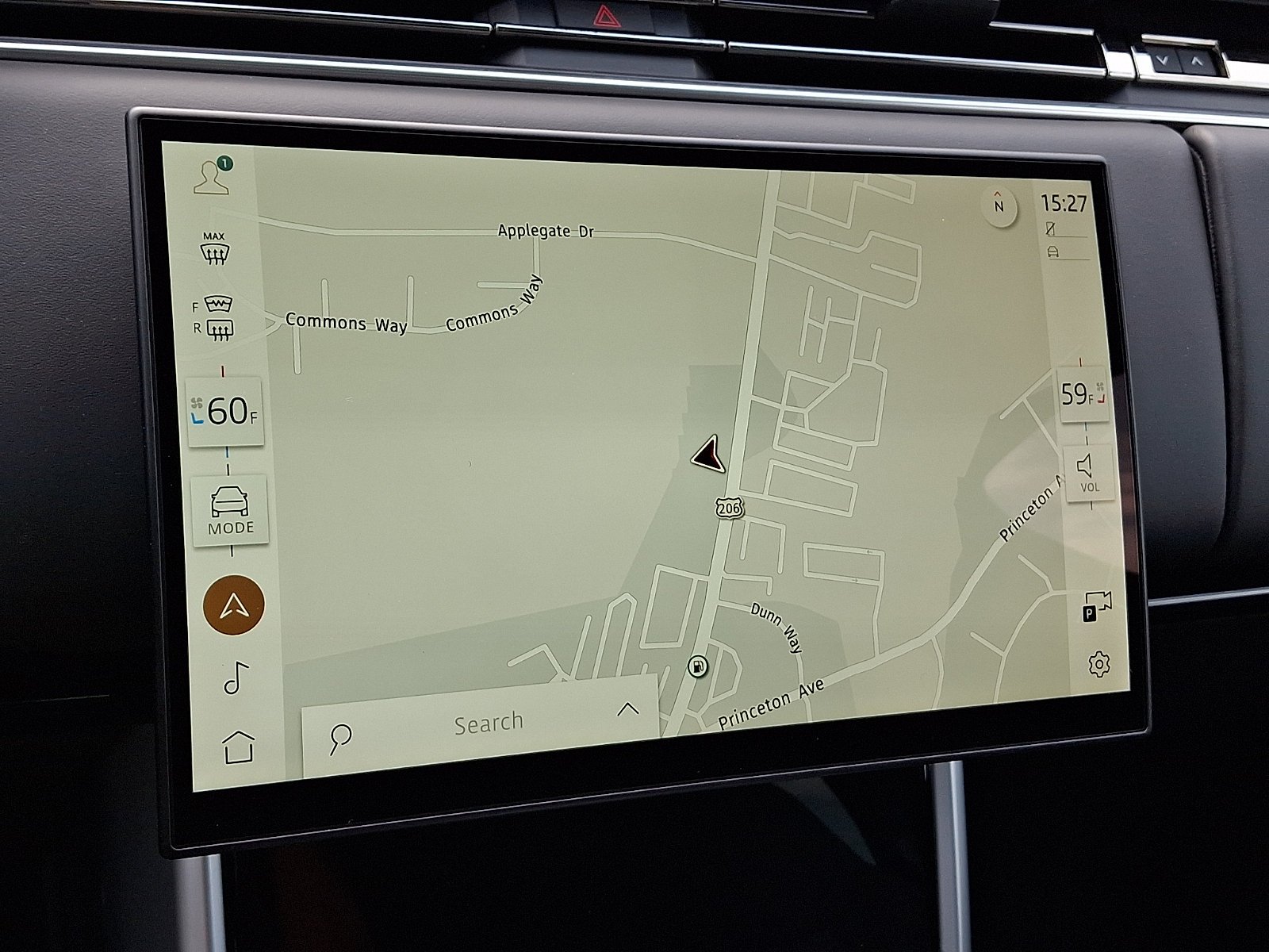 New 2026 Eiger Grey Land Rover SE image 15