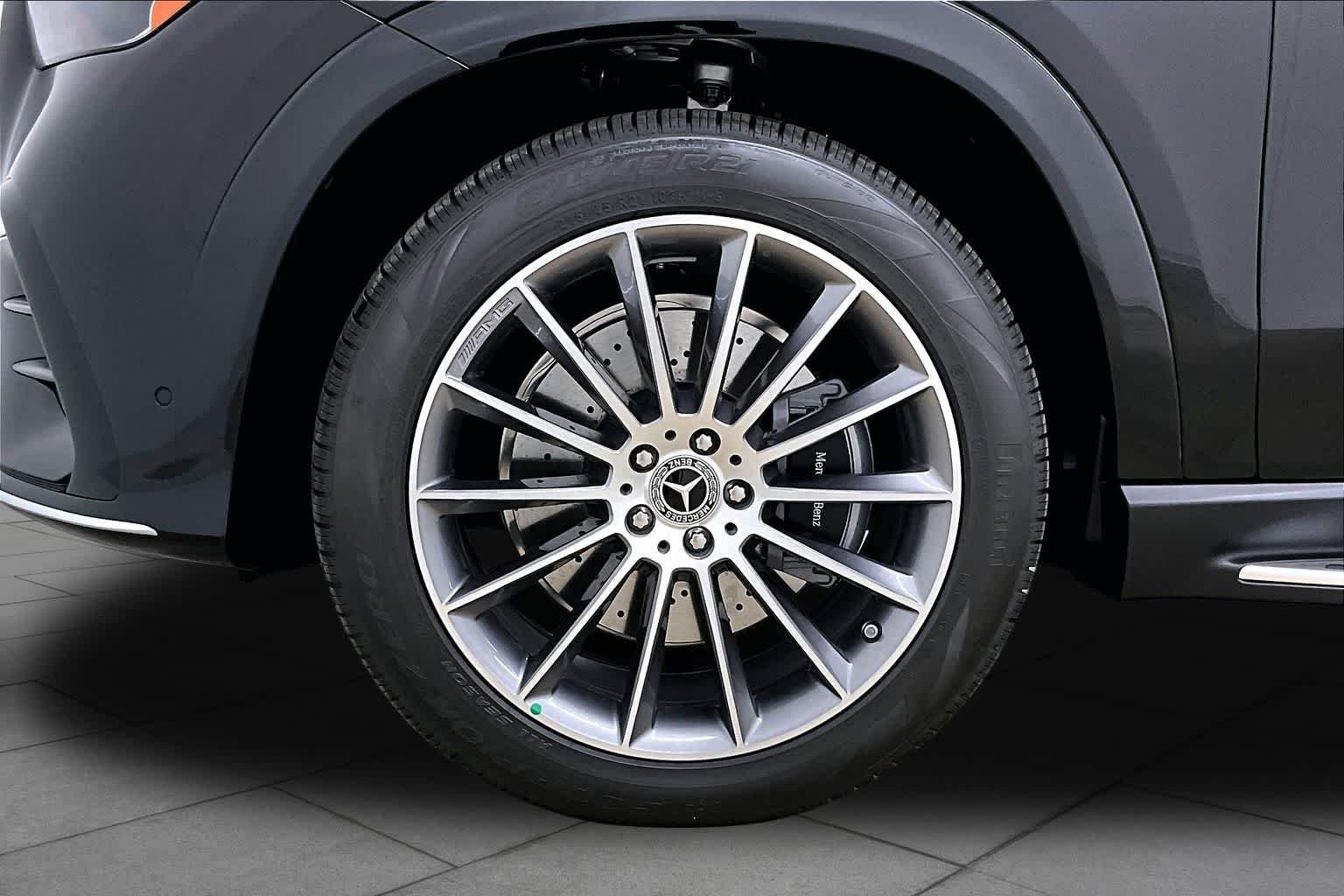 New 2026 Obsidian Black Metallic Mercedes-Benz GLE 450 image 11