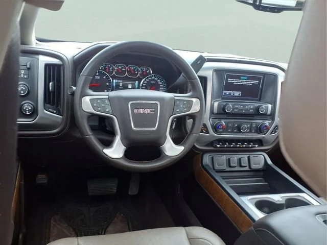 Used 2018 ONYX BLACK GMC SLT image 4