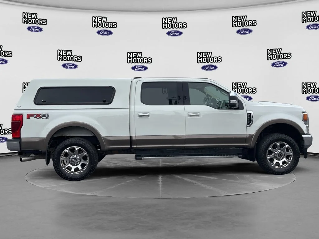 Used 2021 White Metallic Ford Lariat image 7