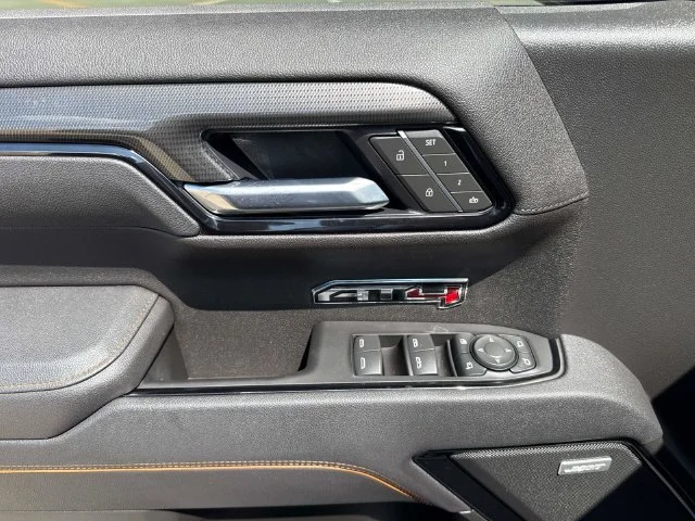 Used 2025 White GMC AT4 image 36