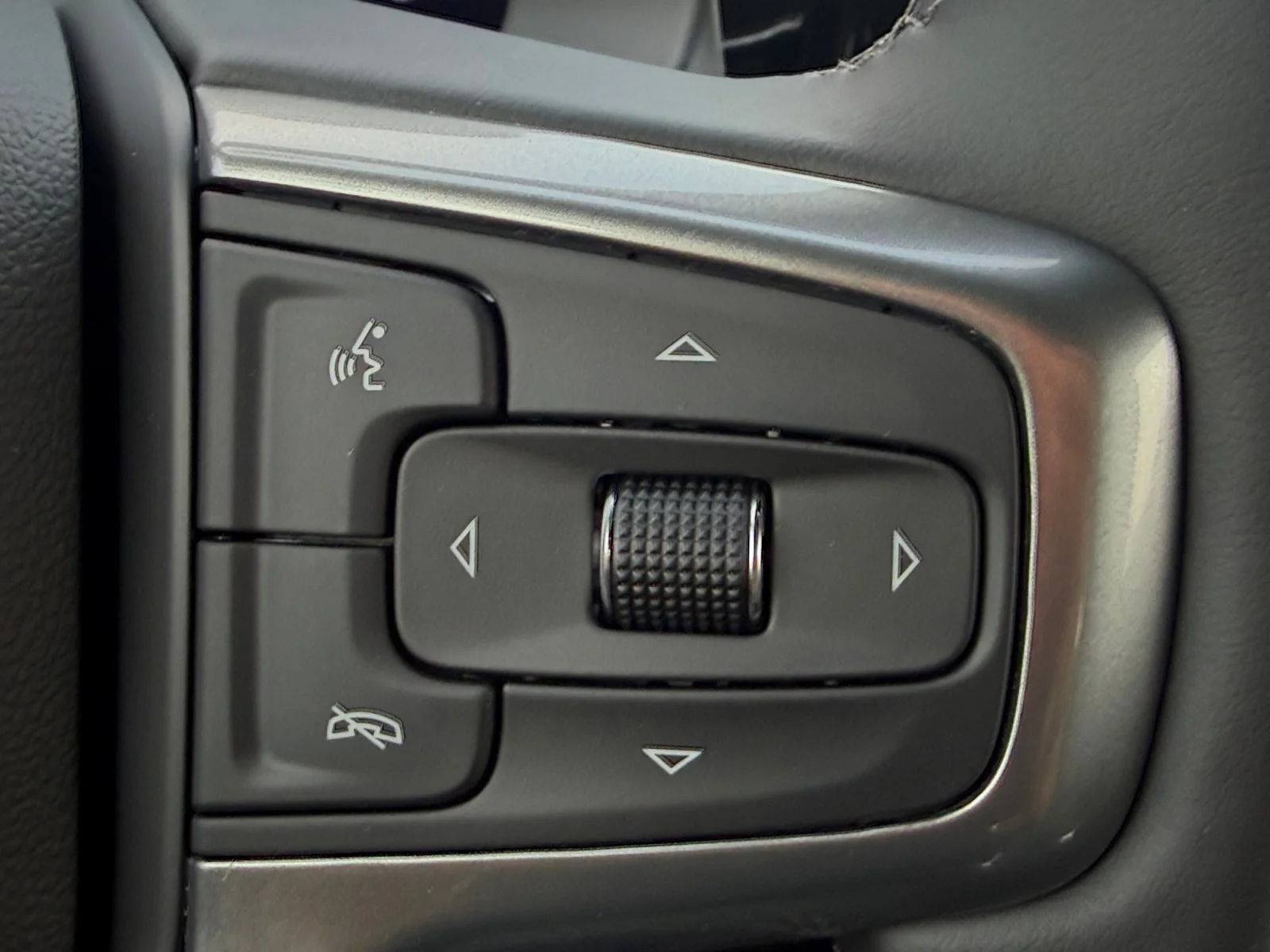 New 2026 Summit White Chevrolet LT Trail Boss image 23