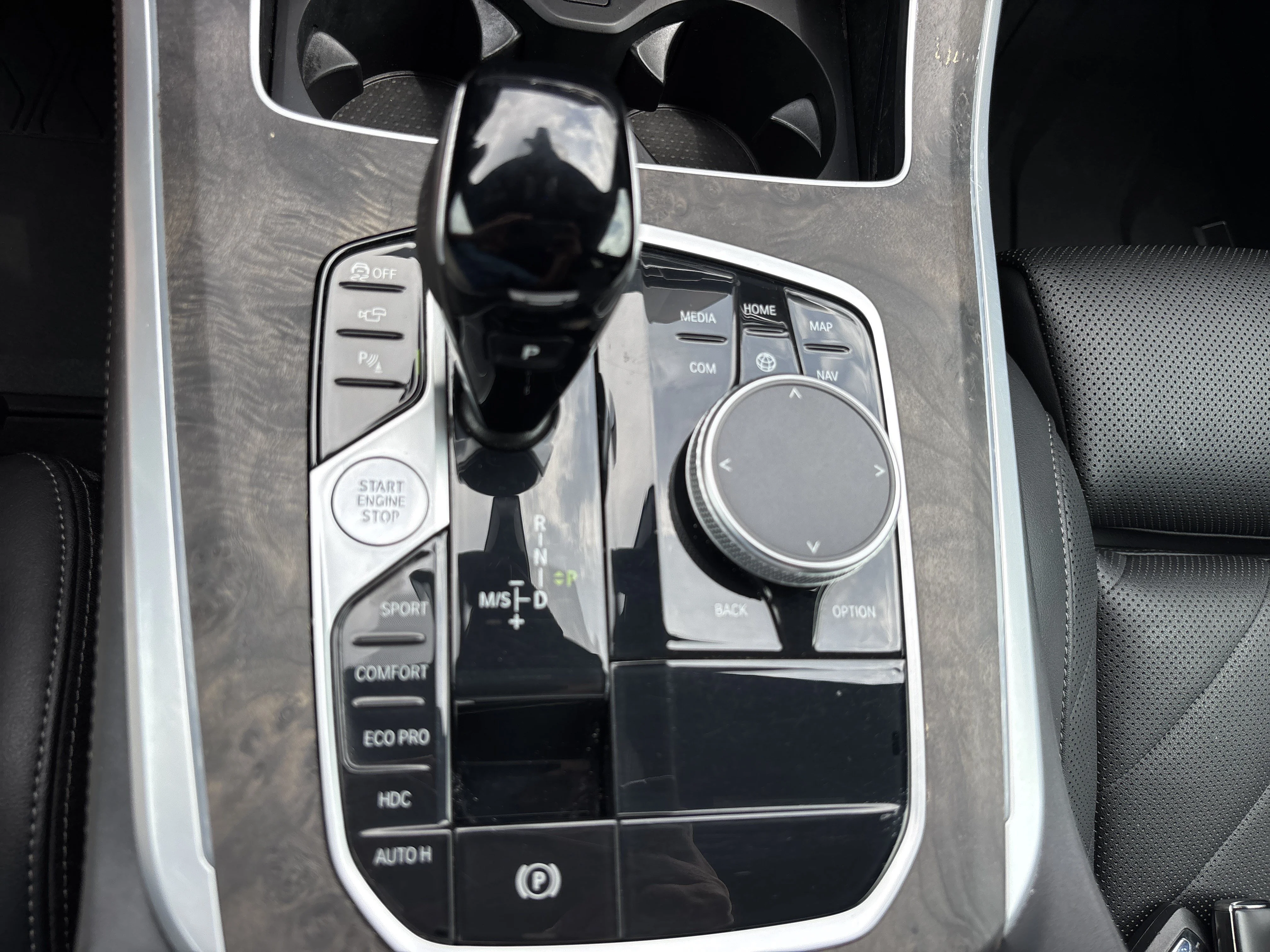 Used 2023 Dark Graphite Metallic BMW xDrive40i AWD image 45