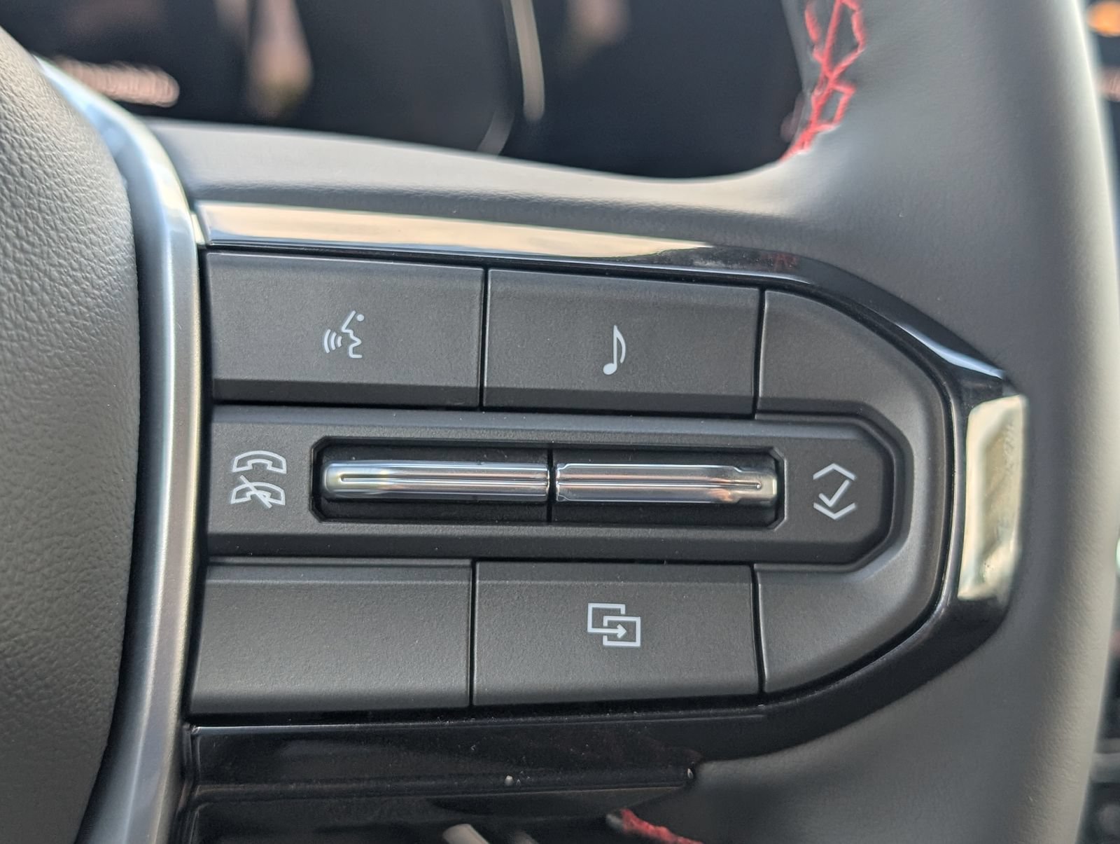 2026 Chevrolet Colorado Z71 - Photo 19