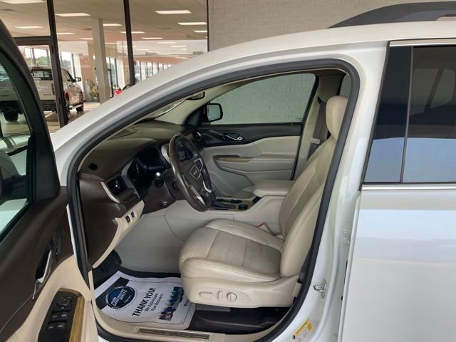 Used 2019 White GMC Denali image 9