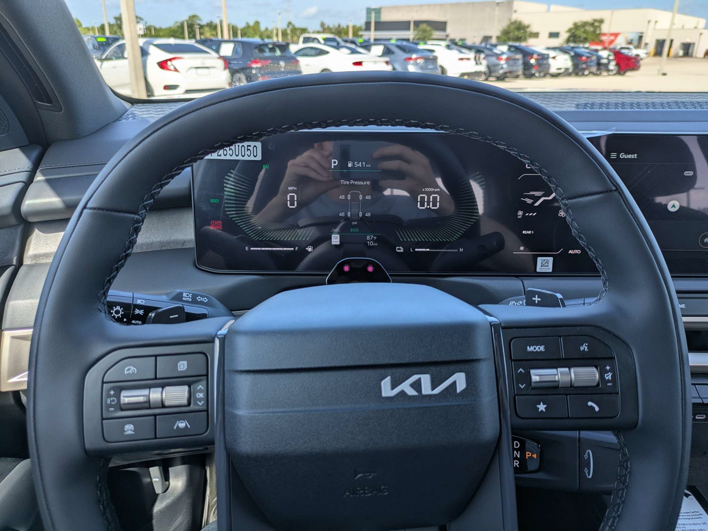 New 2027 Glacial White Pearl Kia EX image 36