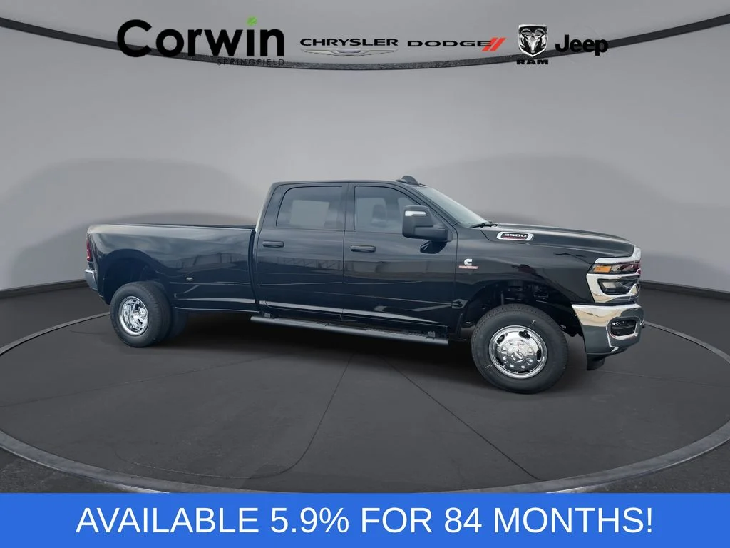 New 2026 Diamond Black Crystal Pearl-Coat Exterior Paint RAM Tradesman image 1