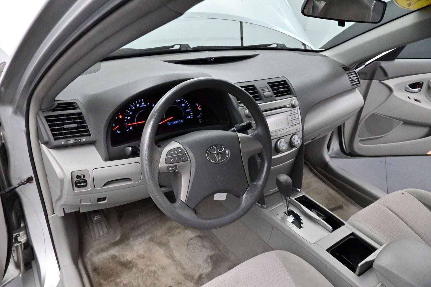 Used 2010 Classic Silver Metallic Toyota LE image 15