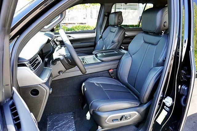 New 2026 High Gloss Black Jeep Limited Reserve image 18