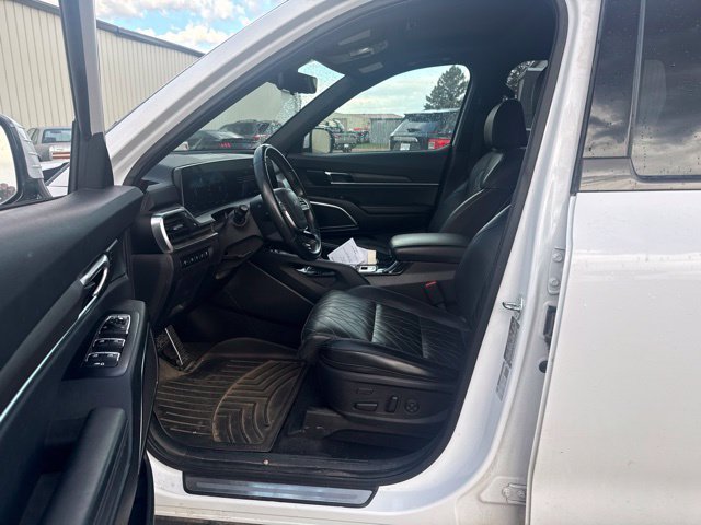 Used 2024 White Kia SX-Prestige X-Line image 4