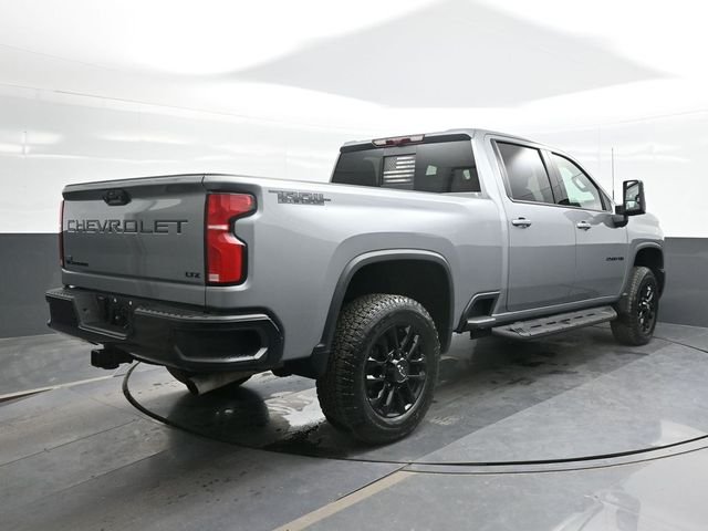 Used 2025 Gray Chevrolet LTZ image 9