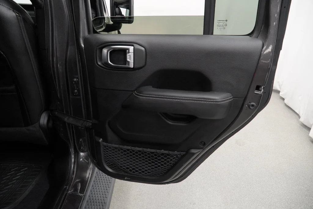 Used 2020 Gray Jeep Sahara 4x4 image 28