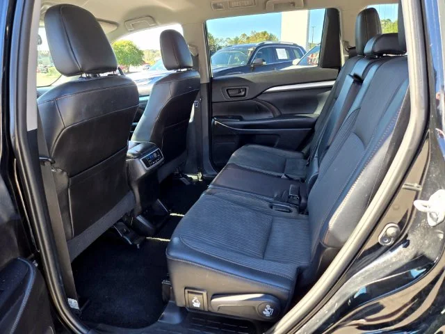 Used 2019 Black Toyota LE Plus image 11