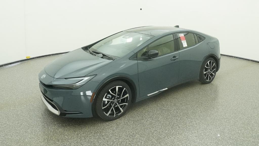 New 2026 Guardian Gray Toyota XSE image 31