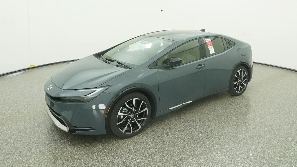 New 2026 Guardian Gray Toyota XSE image 31