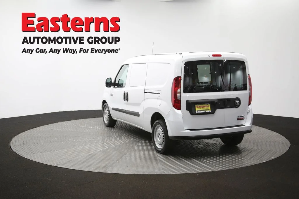 Used 2022 White Ram Base image 62