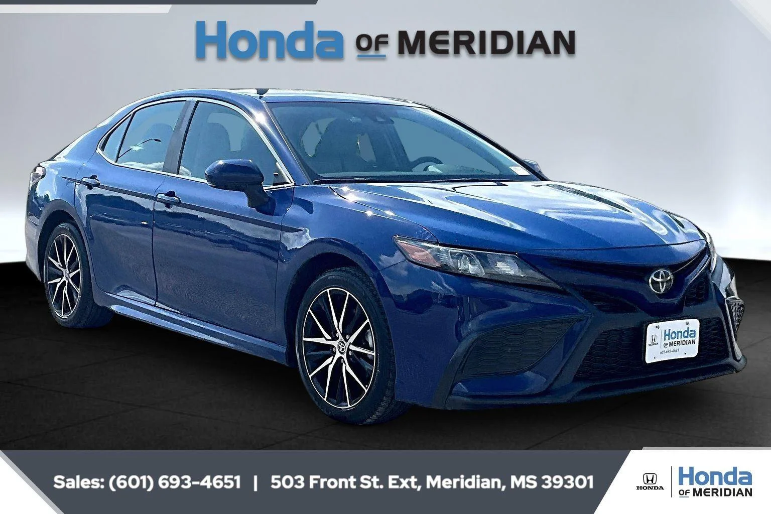 Used 2024 Reservoir Blue Toyota SE image 1