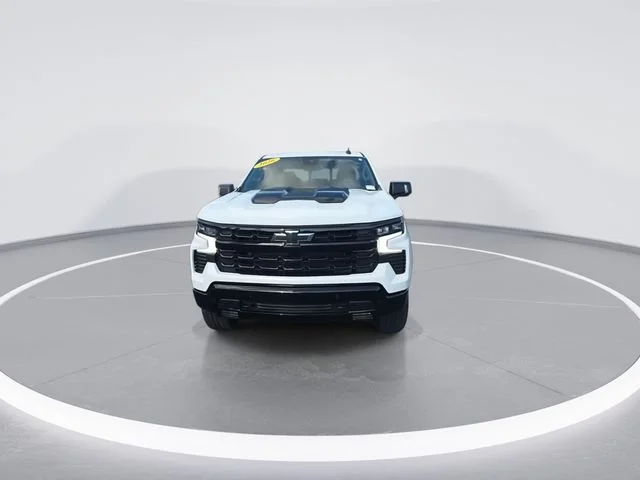 Used 2026 White Chevrolet LT Trail Boss image 3