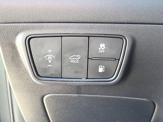 Used 2024 Gray Hyundai SEL image 23