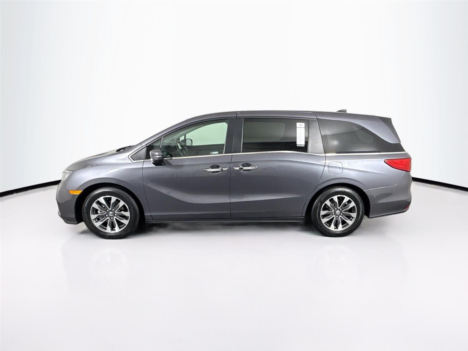 Used 2024 Modern Steel Metallic Honda EX-L image 13