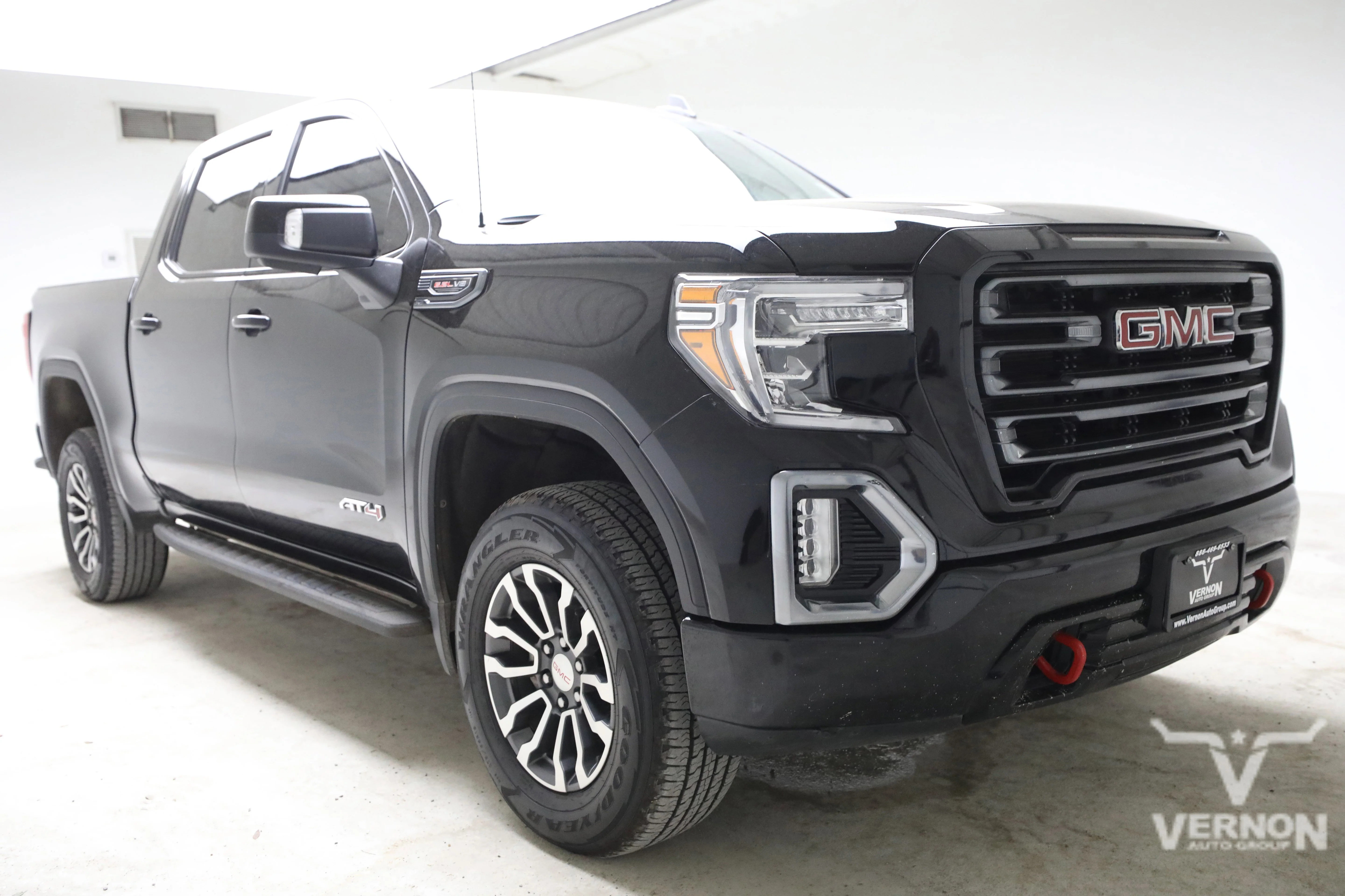 Pre-Owned 2022 GMC Sierra 1500 Limited AT4 Crew Cab 4x4
