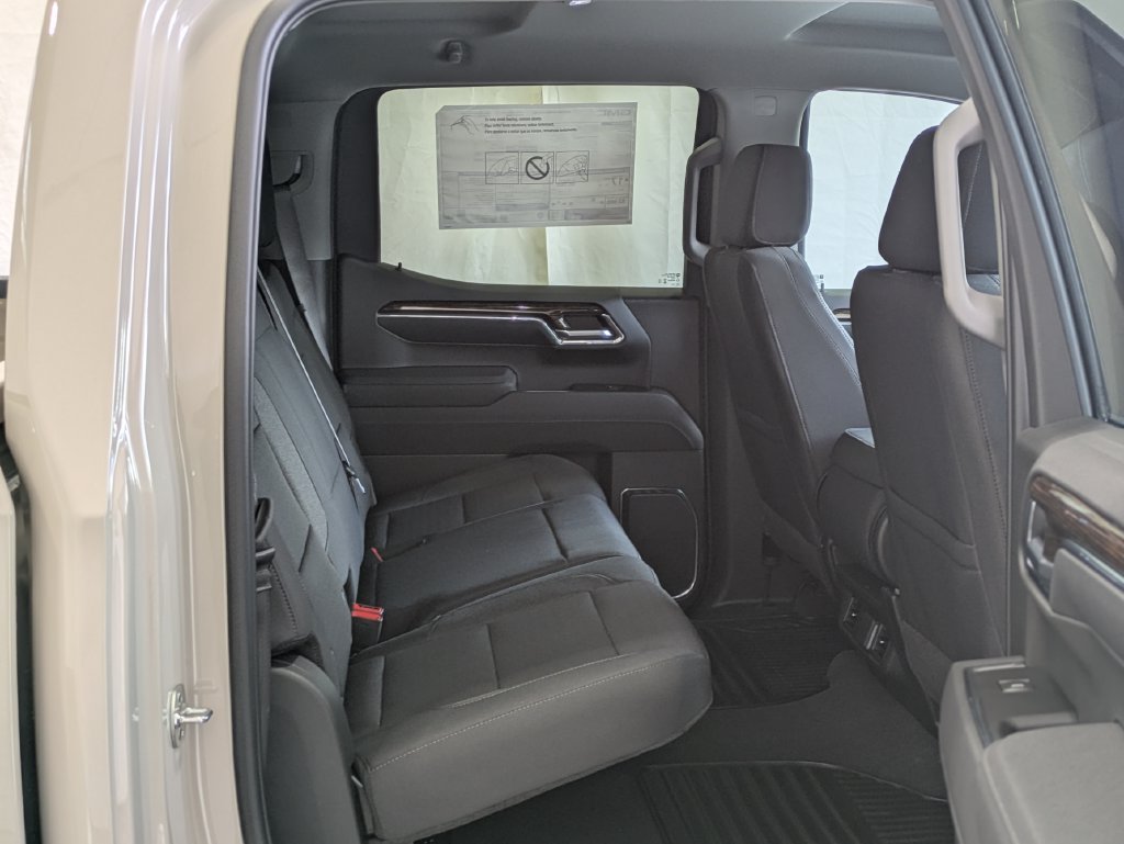 2026 GMC Sierra 1500 SLE - Photo 15