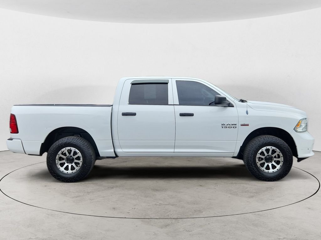Used 2013 White Ram Express image 4