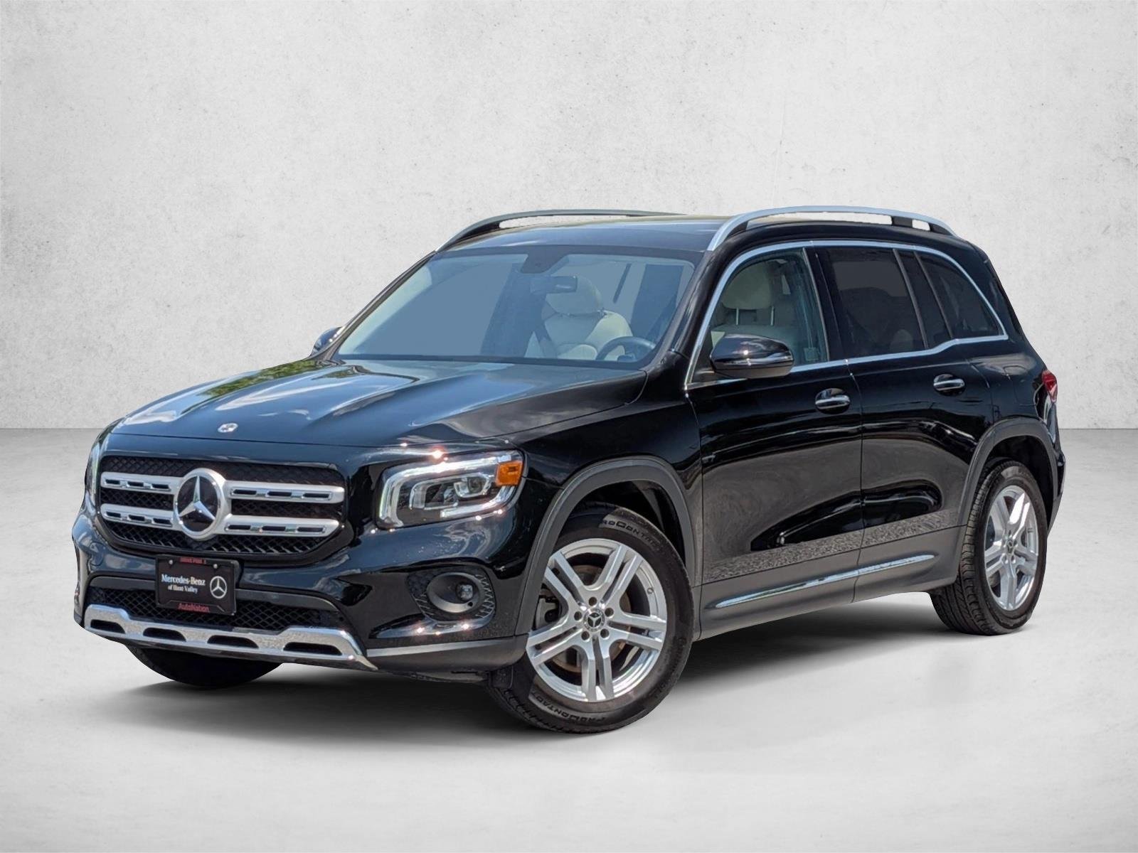 2023 Mercedes-Benz GLB GLB 250 4MATIC's photo