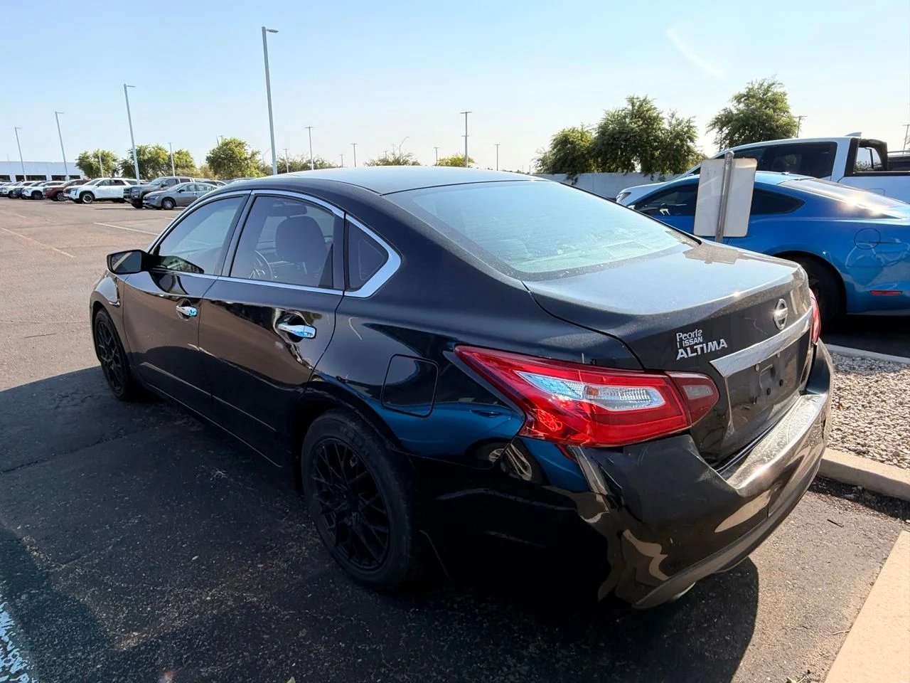 Used 2018 Super Black Clearcoat Nissan 2.5 S image 5