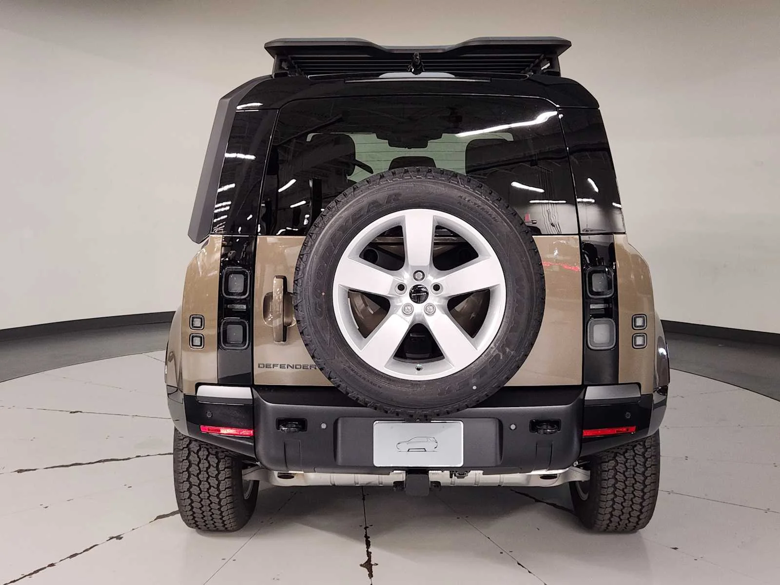 2026 Land Rover Defender X-Dynamic SE - Photo 16