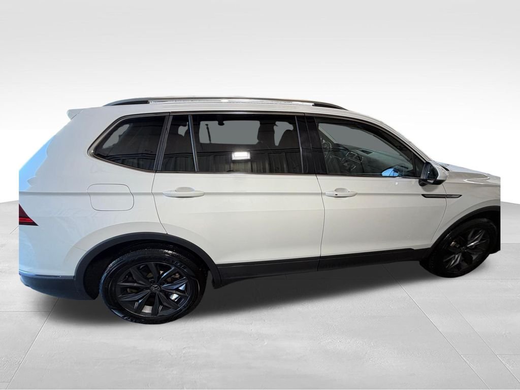 Used 2022 White Volkswagen 2.0T SE image 6