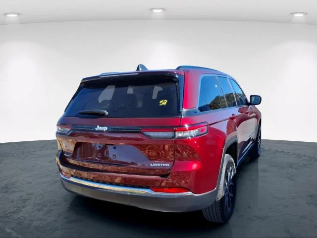 Used 2025 Red Jeep Limited image 13