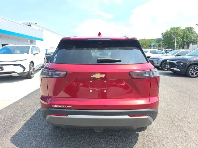 Used 2025 Red Chevrolet LT image 3