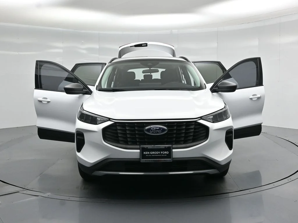 Certified Used 2025 White Ford Active image 29