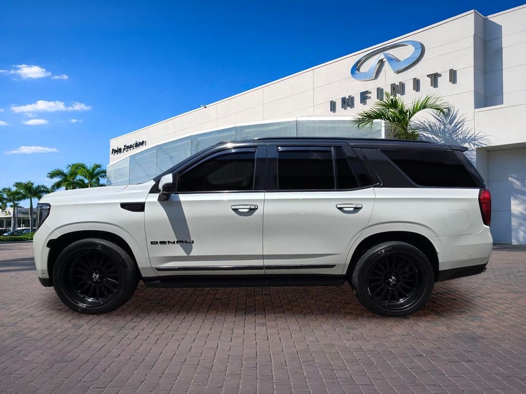 Used 2023 White GMC Denali image 4
