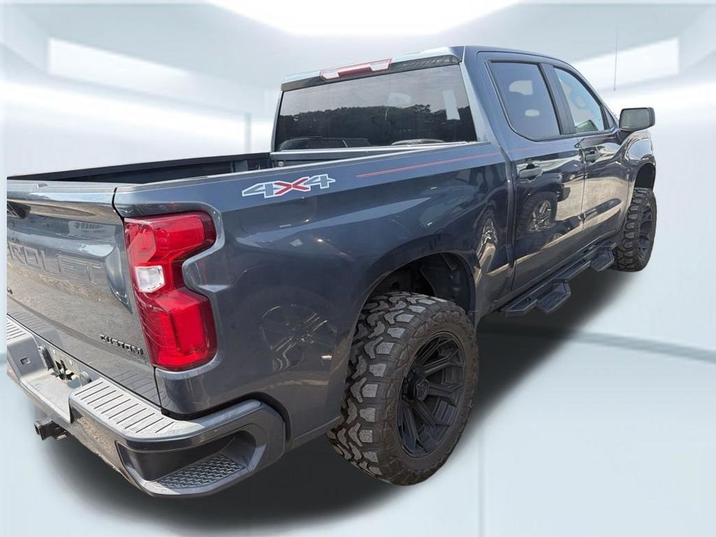 Used 2020 Gray Chevrolet Custom image 8
