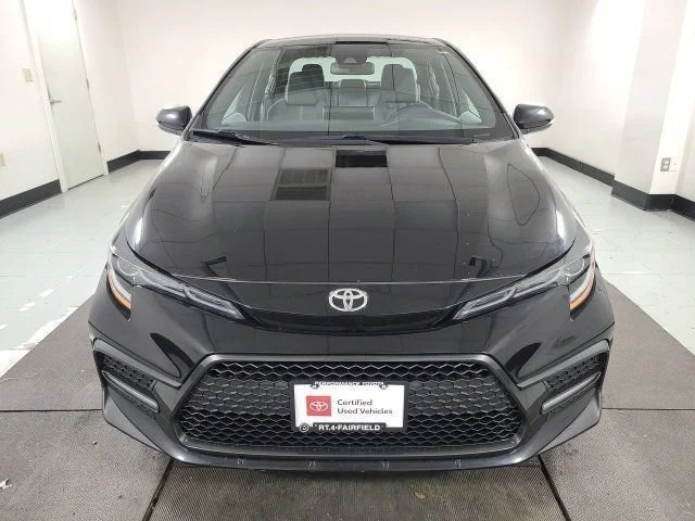 Used 2020 Black Sand Pearl Toyota SE image 6