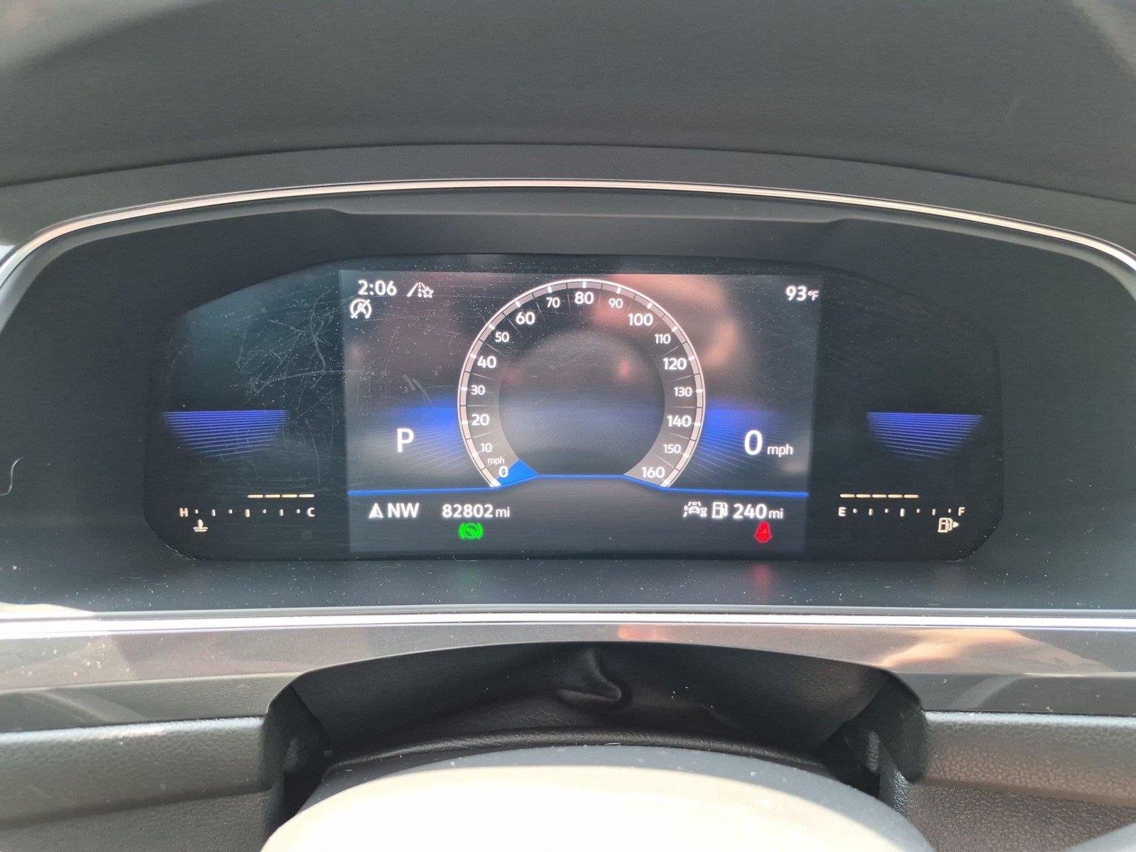 Used 2022 Deep Black Pearl Volkswagen SE R-Line Black image 22